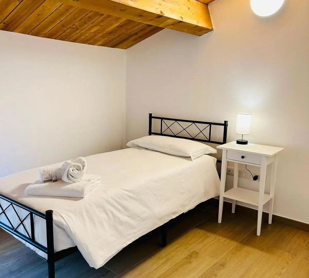 Smart Suites Forli' 0*, Forlì