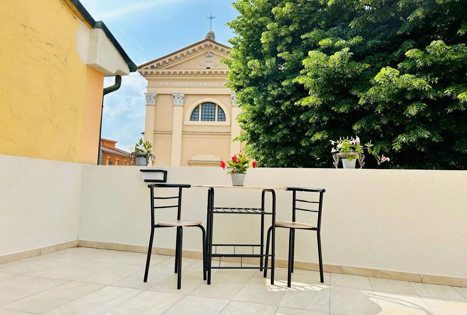 Smart Suites Forli' Apartment