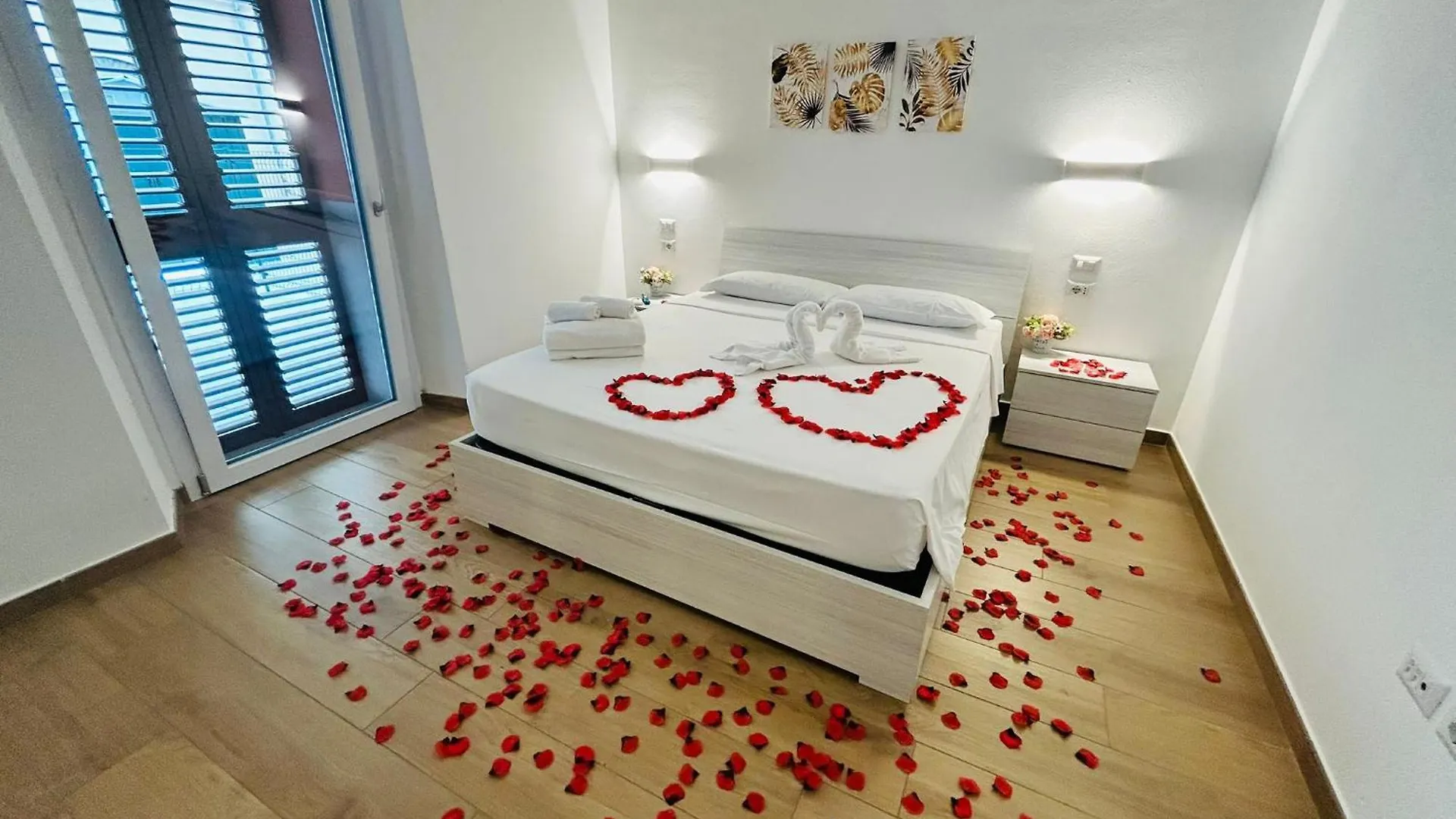 Smart Suites Forli\' contacts